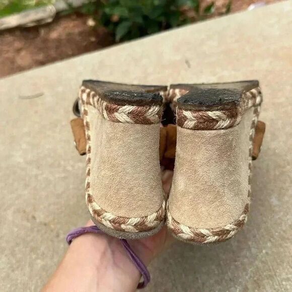 UGG Margott 1689 Suede Wedge Espadrilles - Picture 7 of 13